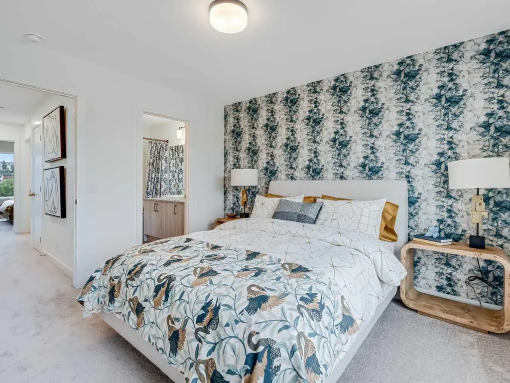 2231 81st Street SW Calgary AB T3H 6M4