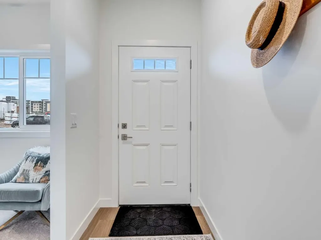 2231 81st Street SW Calgary AB T3H 6M4