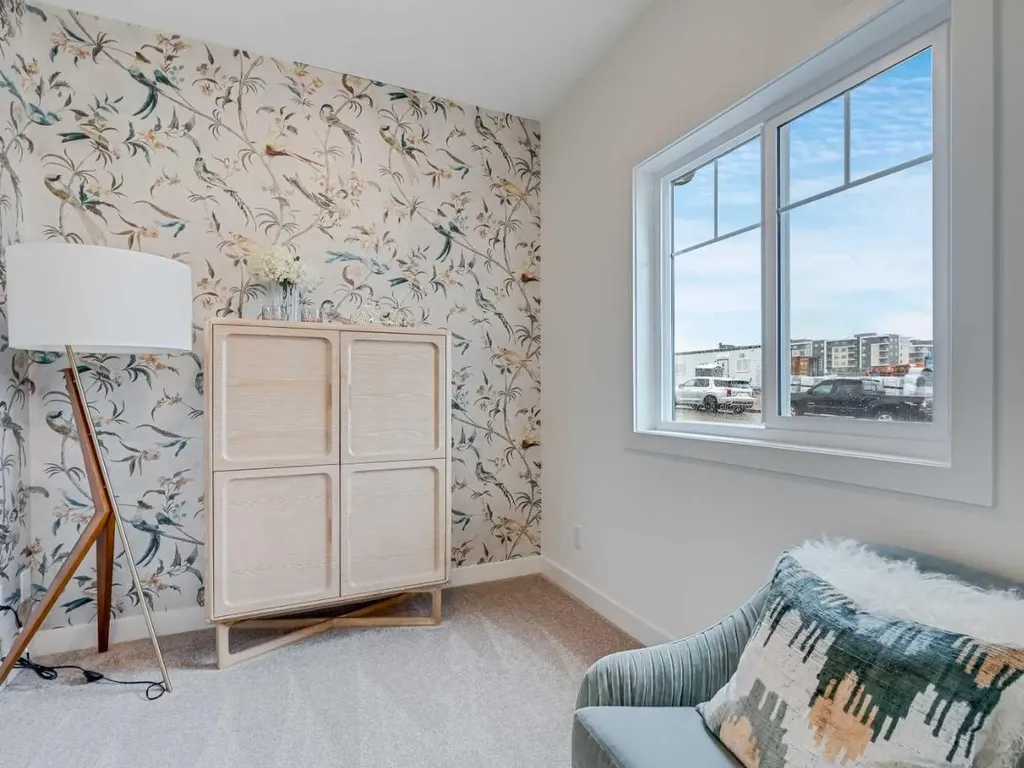 2231 81st Street SW Calgary AB T3H 6M4
