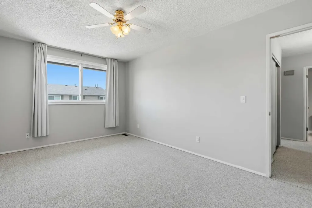 740 Bracewood Drive SW Calgary AB T2W 3N3