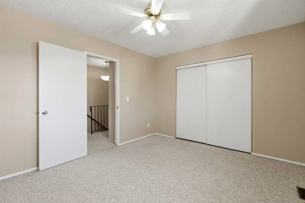 740 Bracewood Drive SW Calgary AB T2W 3N3