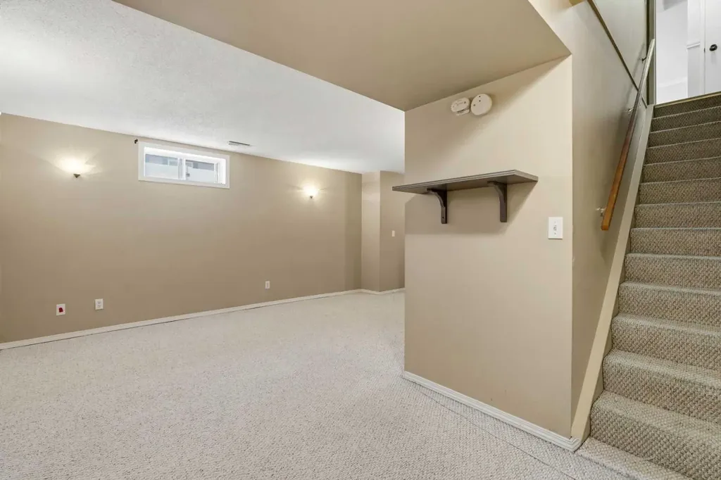 740 Bracewood Drive SW Calgary AB T2W 3N3