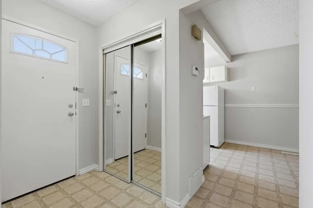 740 Bracewood Drive SW Calgary AB T2W 3N3