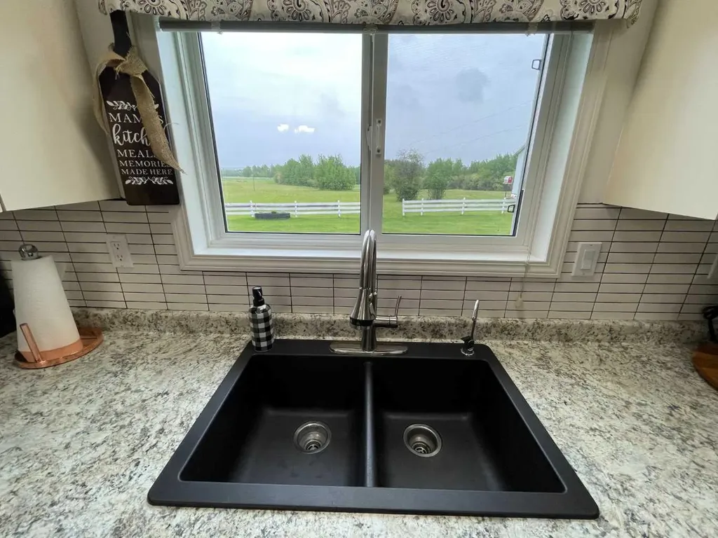 25128 Highway 43 Ridgevalley AB T0H3N0