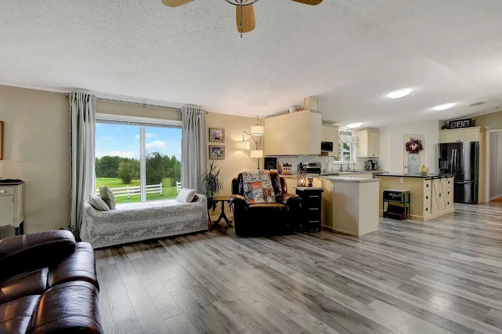 25128 Highway 43 Ridgevalley AB T0H3N0