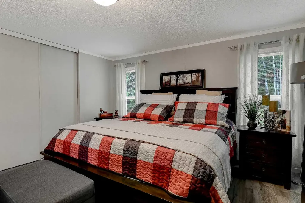 25128 Highway 43 Ridgevalley AB T0H3N0