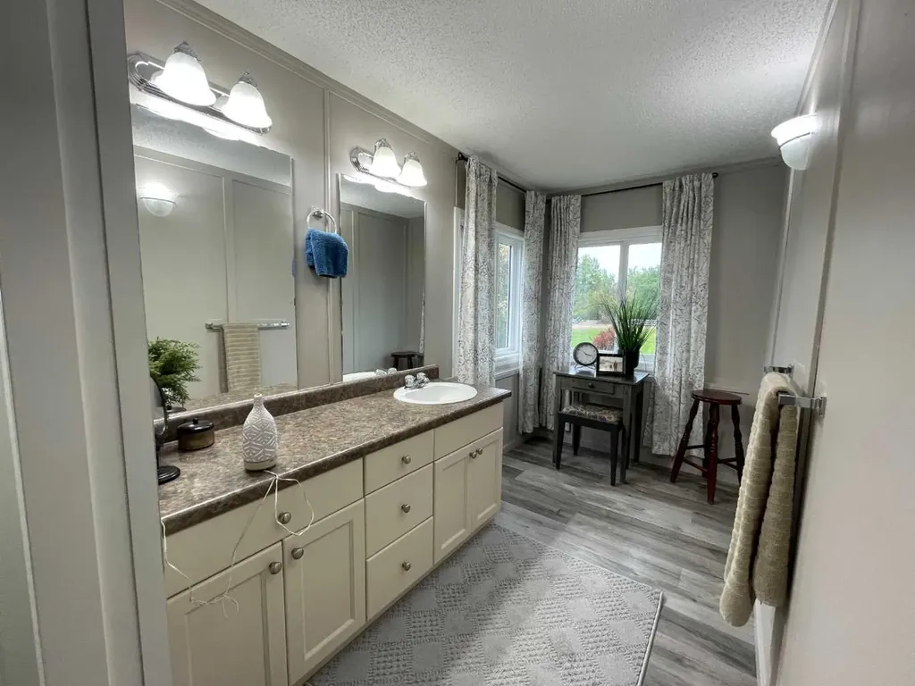 25128 Highway 43 Ridgevalley AB T0H3N0