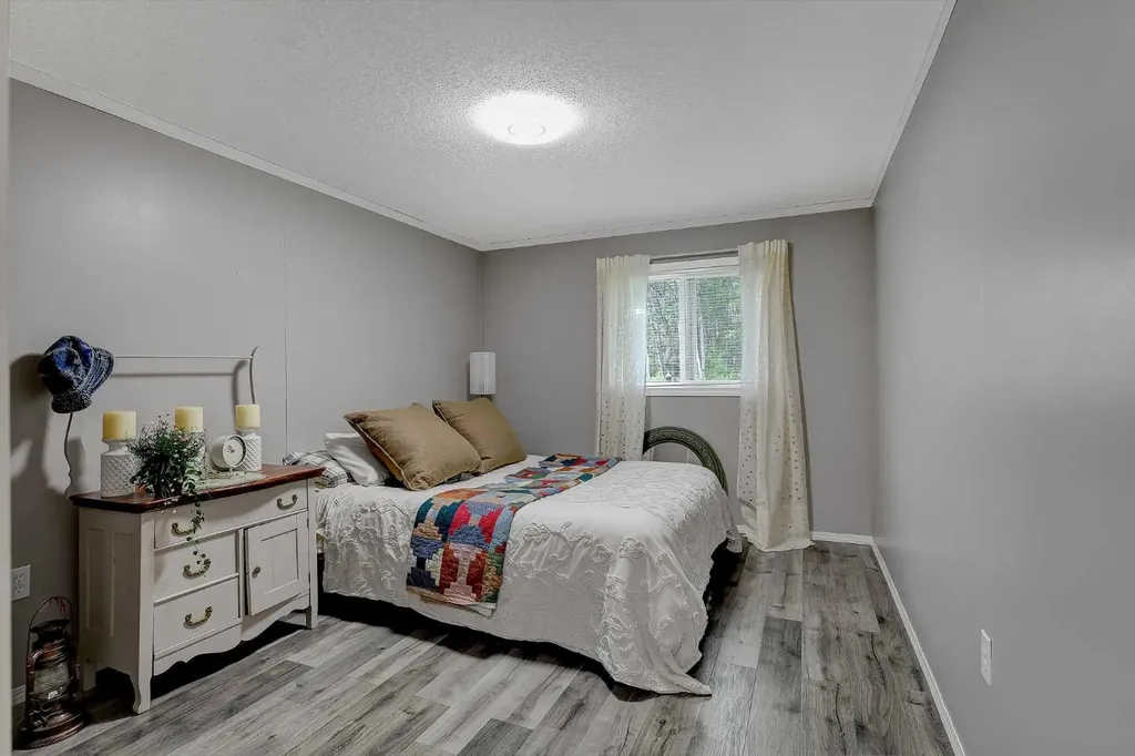25128 Highway 43 Ridgevalley AB T0H3N0