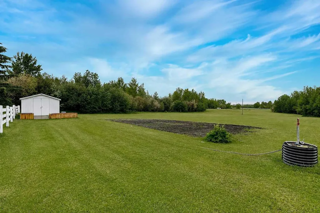 25128 Highway 43 Ridgevalley AB T0H3N0