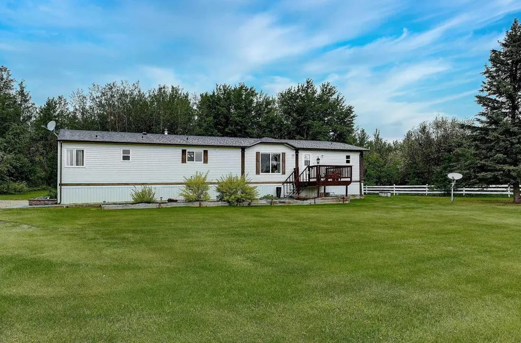 25128 Highway 43 Ridgevalley AB T0H3N0