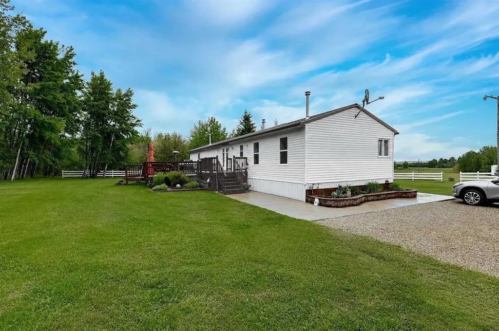 25128 Highway 43 Ridgevalley AB T0H3N0