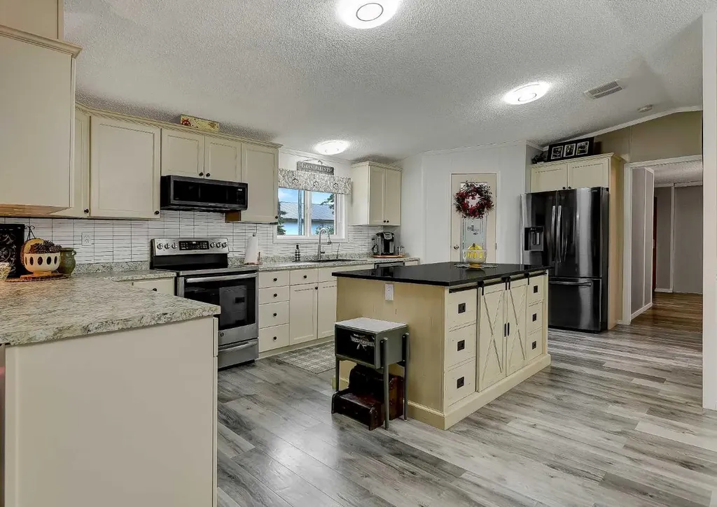 25128 Highway 43 Ridgevalley AB T0H3N0