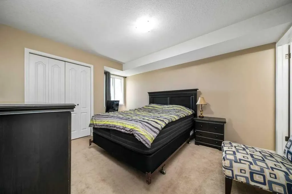 149 Southlands Pointe SE Medicine Hat AB T1B 0M5