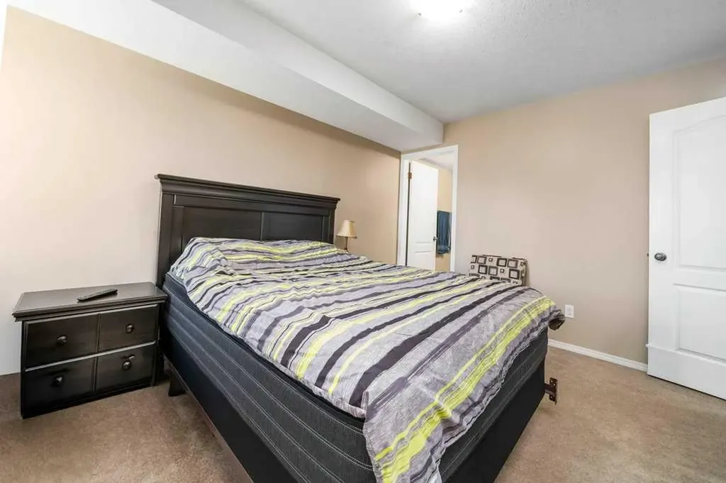 149 Southlands Pointe SE Medicine Hat AB T1B 0M5