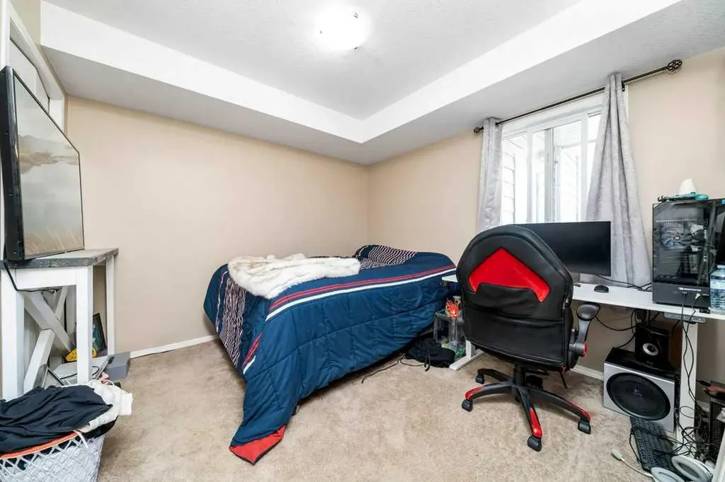 149 Southlands Pointe SE Medicine Hat AB T1B 0M5