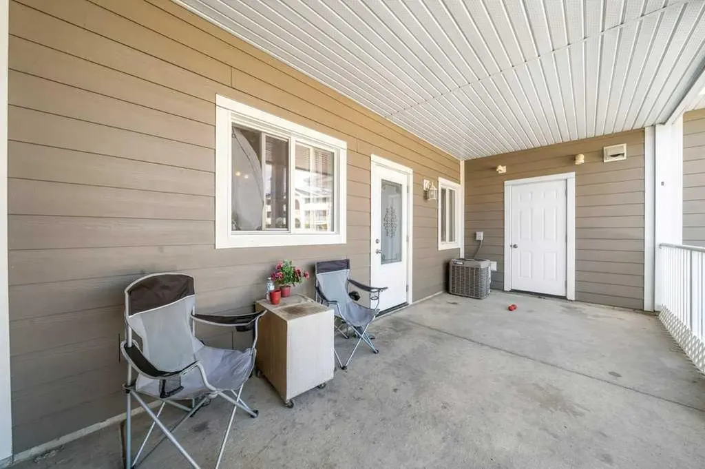 149 Southlands Pointe SE Medicine Hat AB T1B 0M5