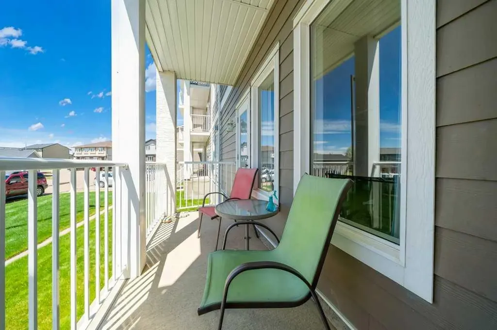 149 Southlands Pointe SE Medicine Hat AB T1B 0M5