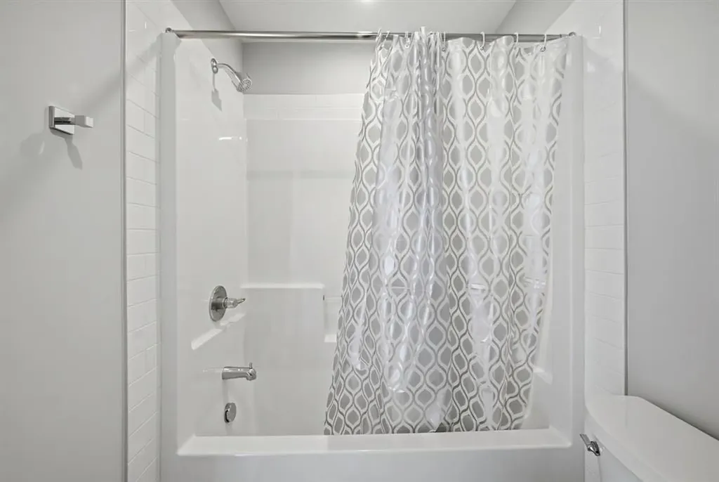 44 Skyview Parkway Calgary AB T3N2R8