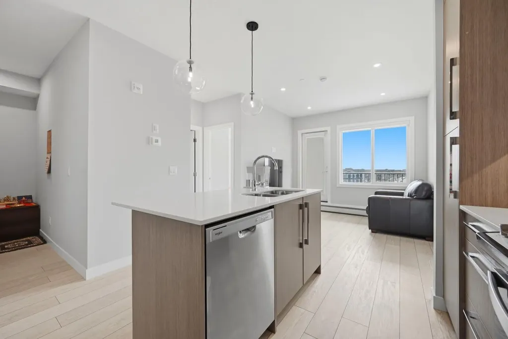 44 Skyview Parkway Calgary AB T3N2R8