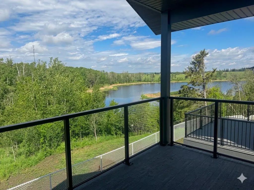 8 Henner's Place Lacombe AB T4L 1Y9