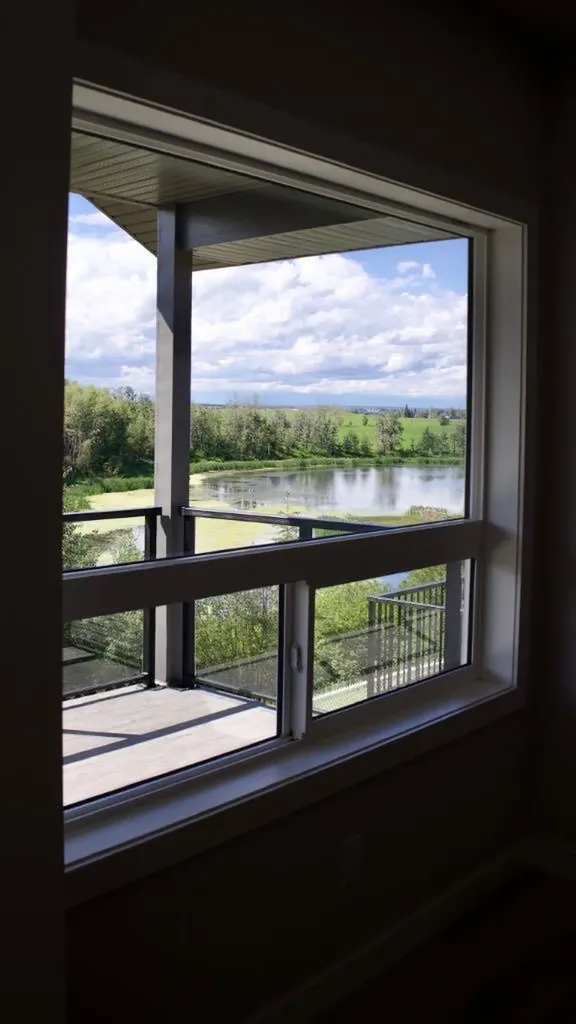8 Henner's Place Lacombe AB T4L 1Y9
