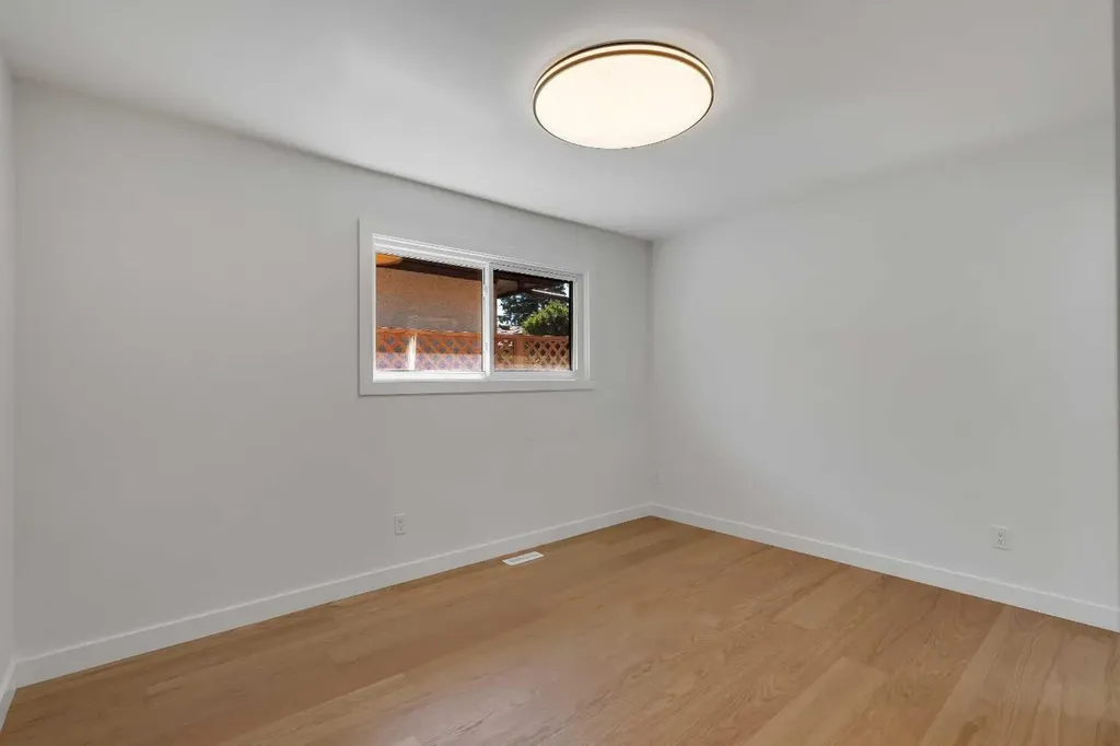 10704 Oakfield Drive SW Calgary AB T2W 2C9