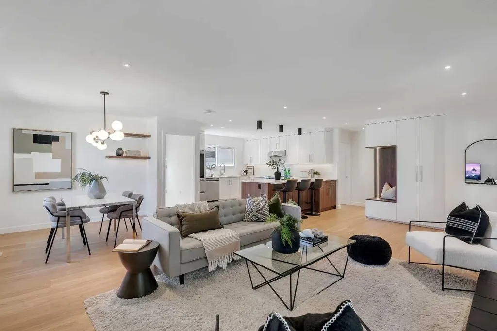 10704 Oakfield Drive SW Calgary AB T2W 2C9