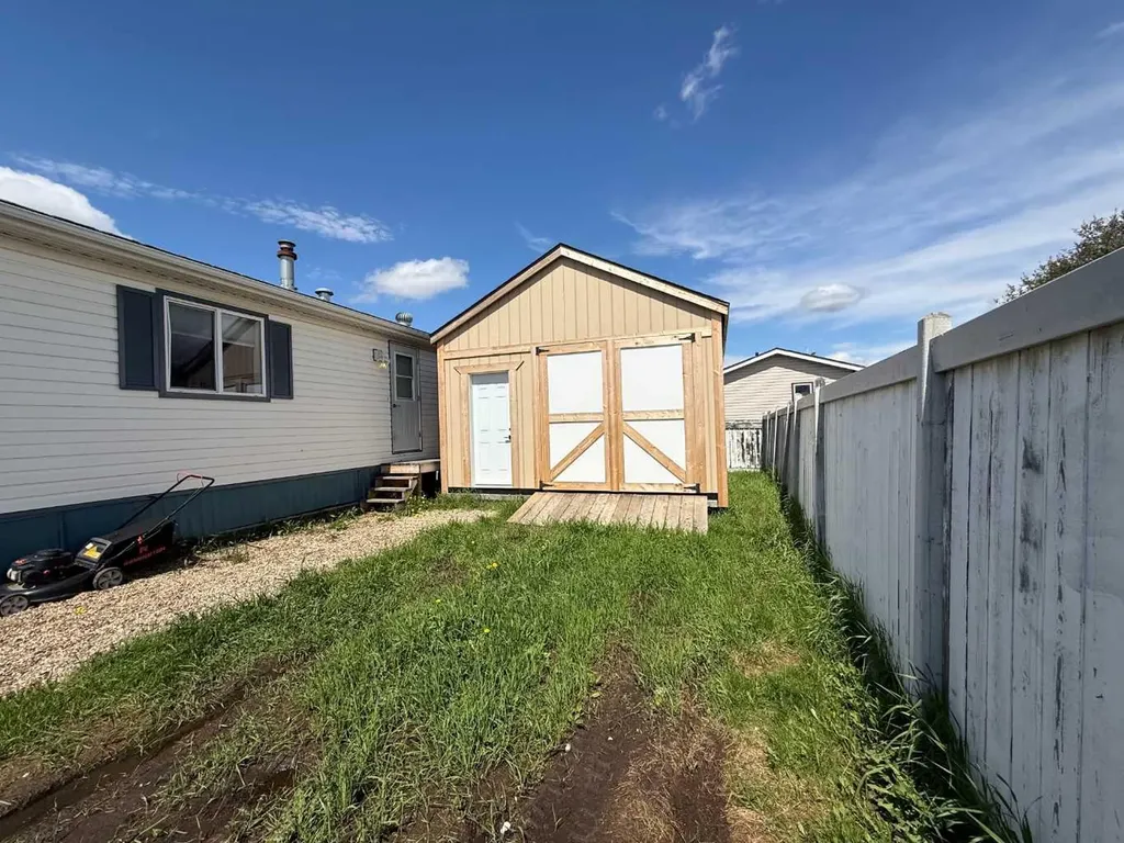 120 Hunter Street Fort Mcmurray AB T9K 2K6