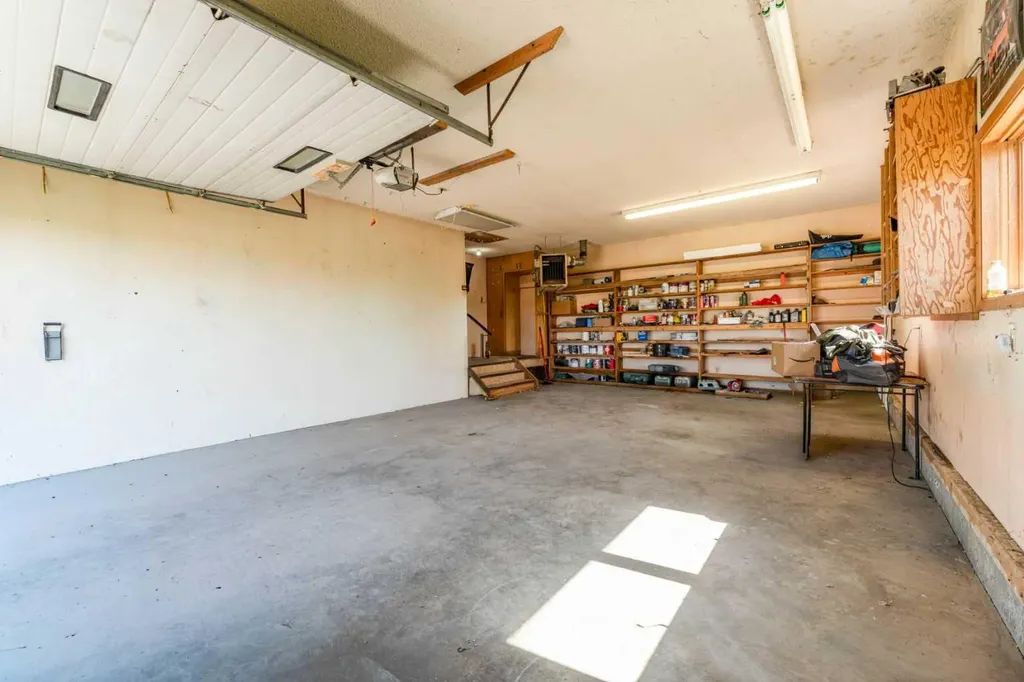 291062 Township Road 164 Nanton AB T0L0P0