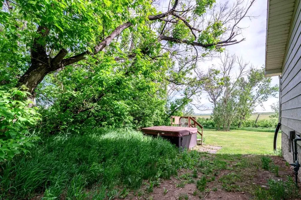 291062 Township Road 164 Nanton AB T0L1R0