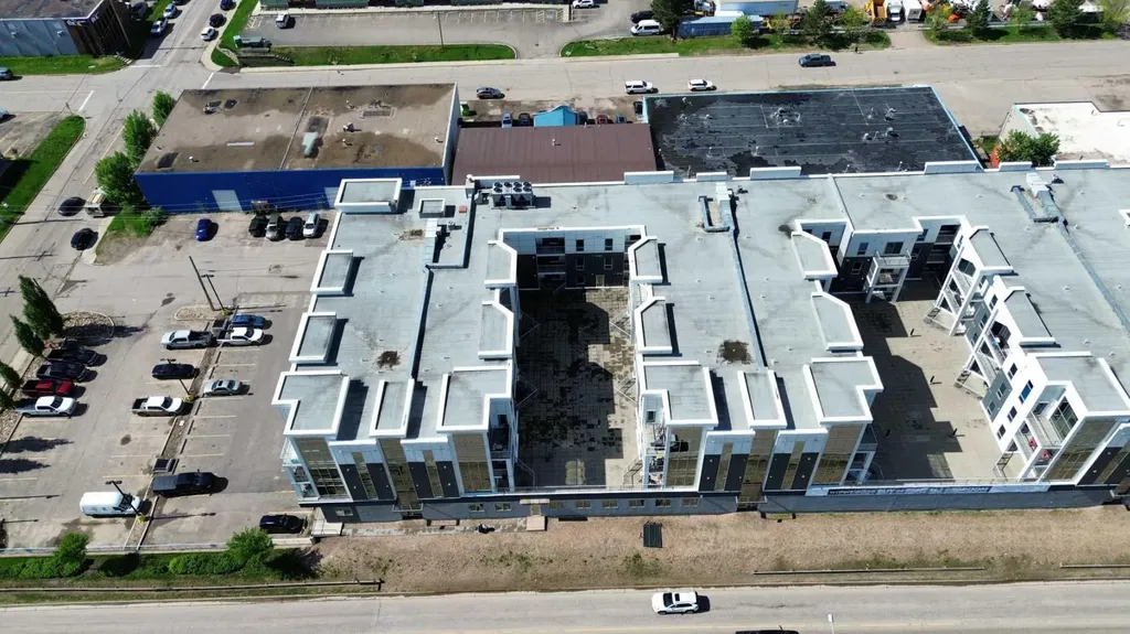 10218 King Street Fort Mcmurray AB T9H 1X9