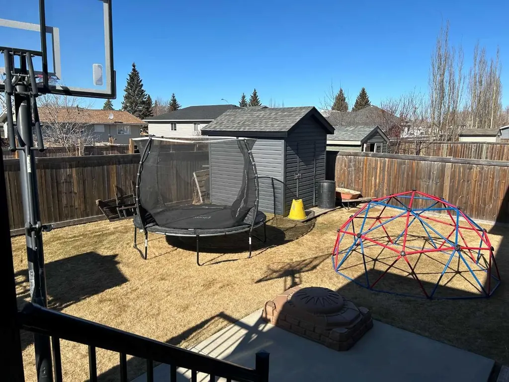 204 13 Street SE Slave Lake AB T0G 2A3