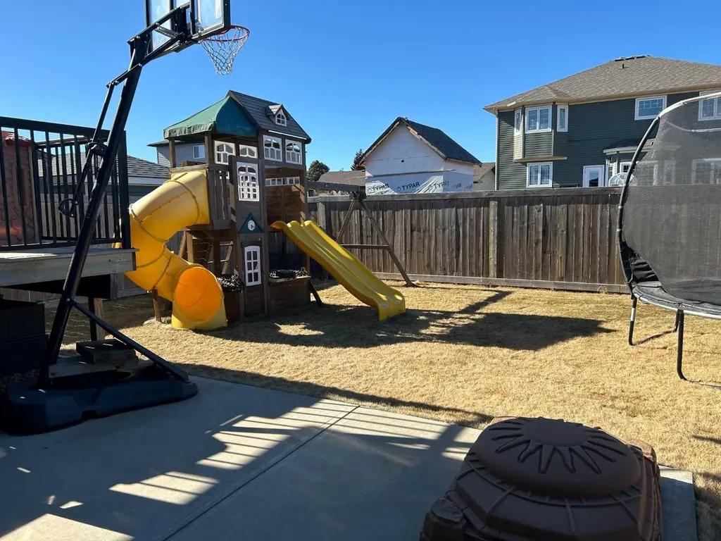 204 13 Street SE Slave Lake AB T0G 2A3