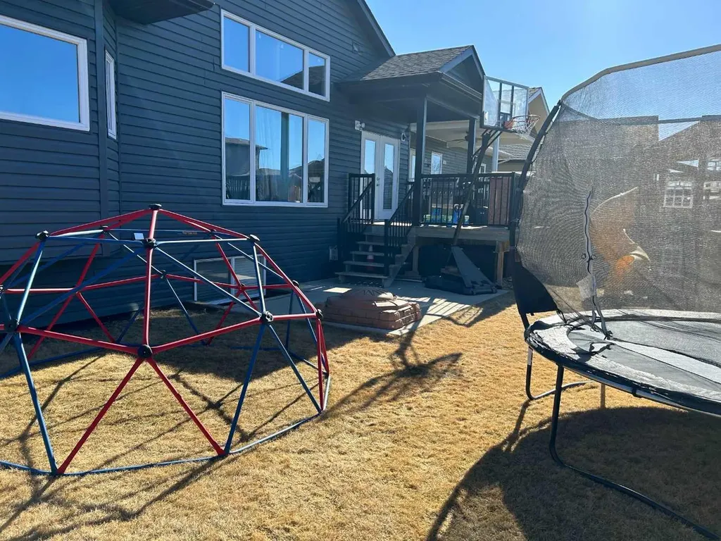 204 13 Street SE Slave Lake AB T0G 2A3