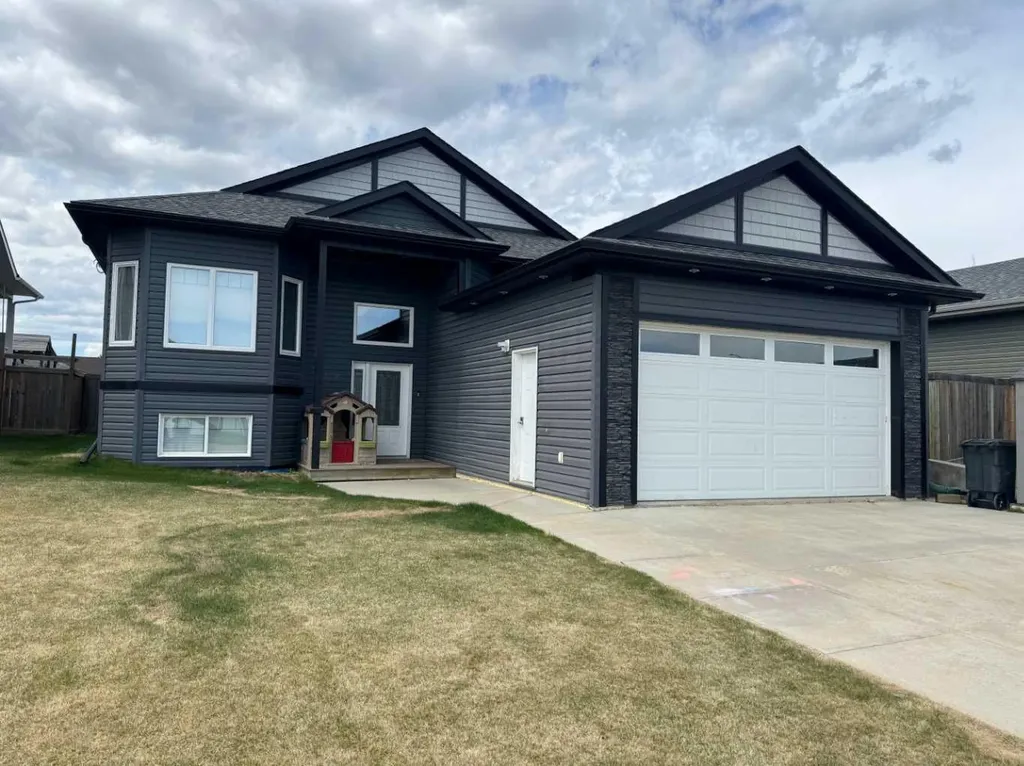 204 13 Street SE Slave Lake AB T0G 2A3