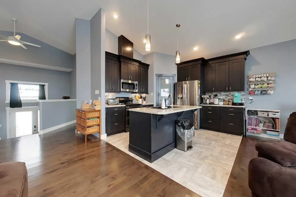 204 13 Street SE Slave Lake AB T0G 2A3