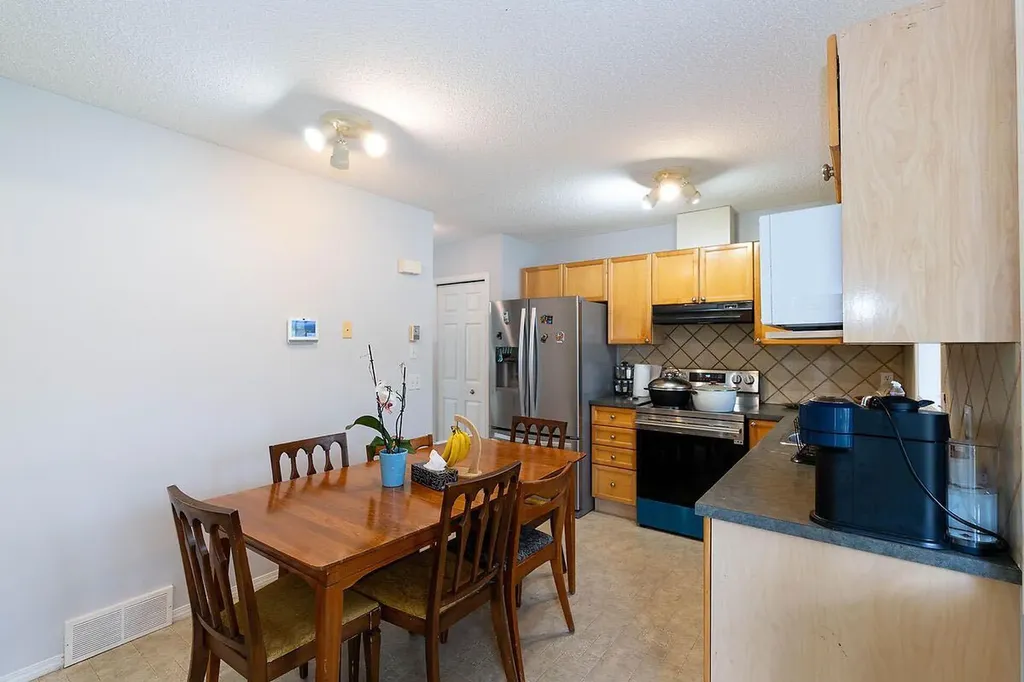 950 Arbour Lake Road NW Calgary AB T3G 5B3