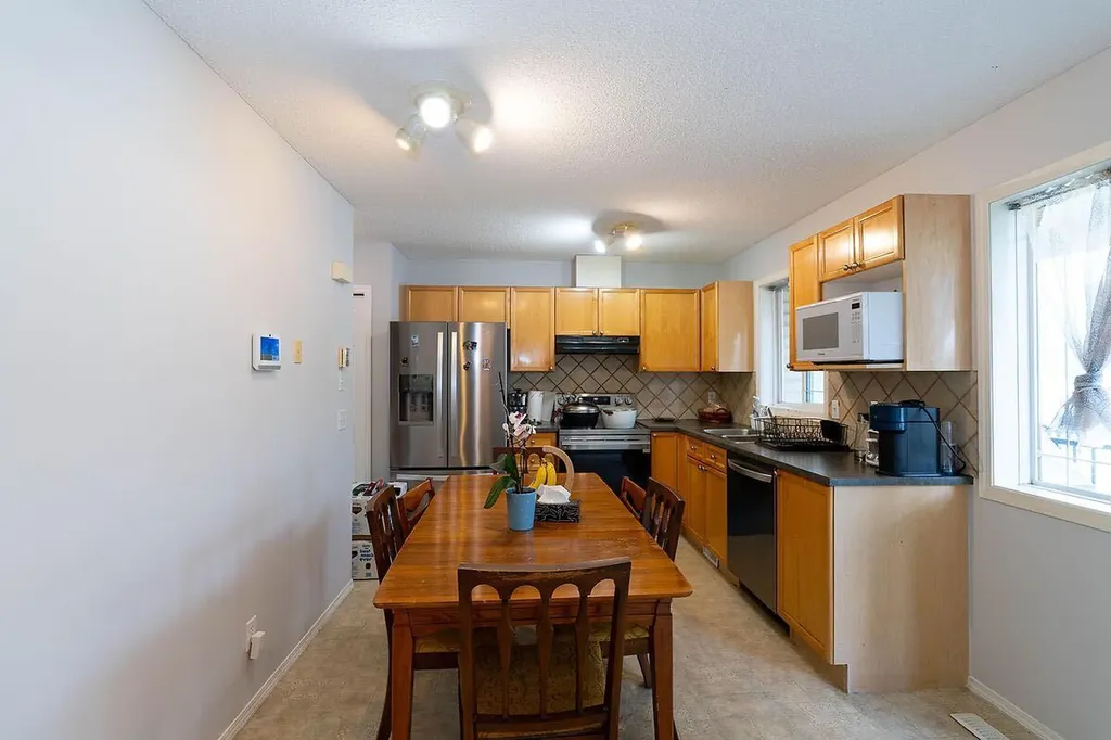 950 Arbour Lake Road NW Calgary AB T3G 5B3