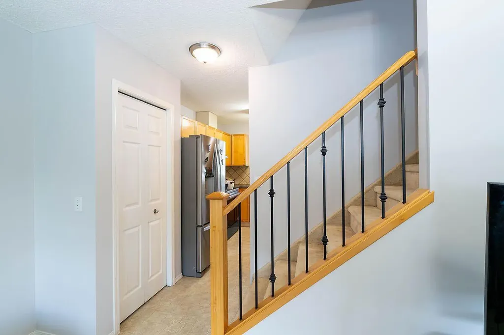 950 Arbour Lake Road NW Calgary AB T3G 5B3