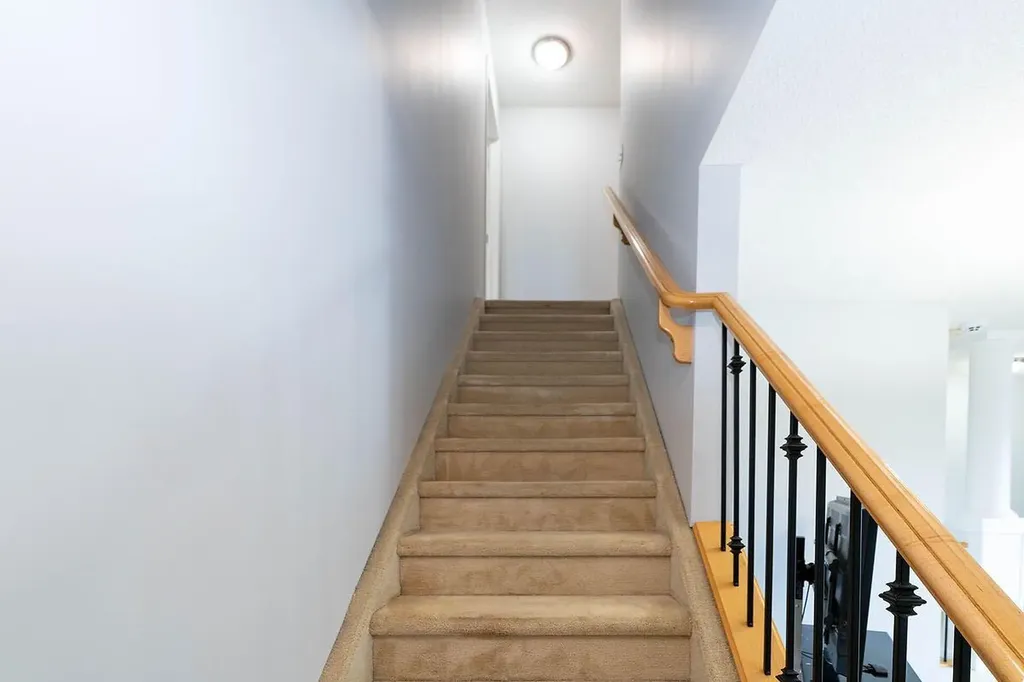 950 Arbour Lake Road NW Calgary AB T3G 5B3