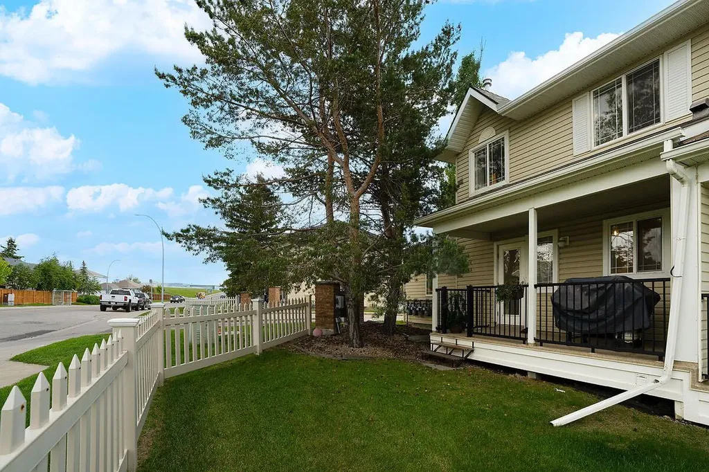 950 Arbour Lake Road NW Calgary AB T3G 5B3