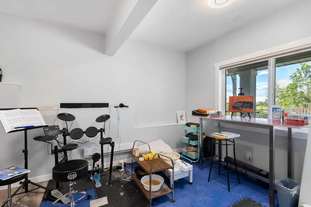76 Rockywood Park NW Calgary AB T3G5S2