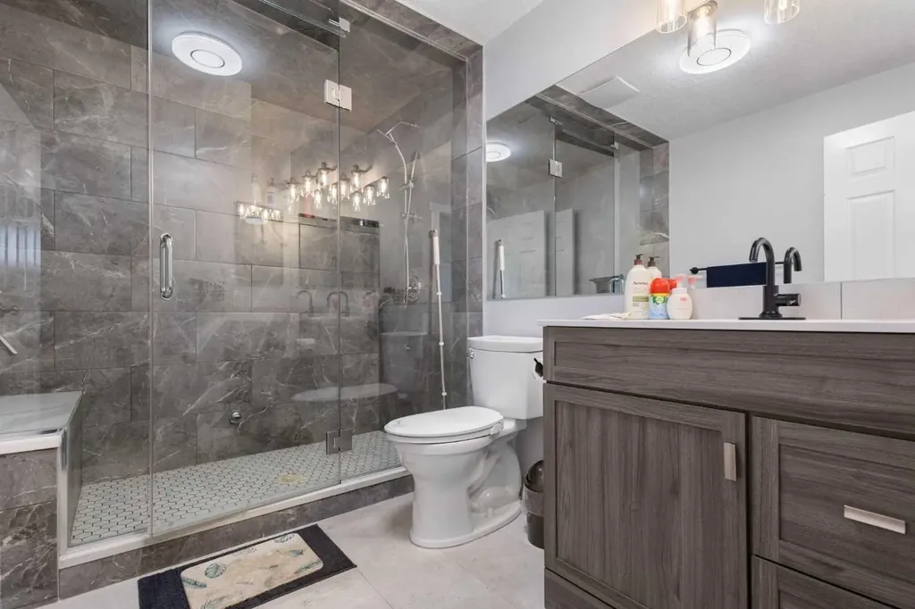 76 Rockywood Park NW Calgary AB T3G5S2