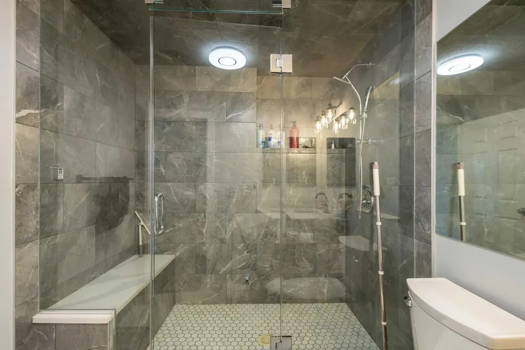 76 Rockywood Park NW Calgary AB T3G5S2