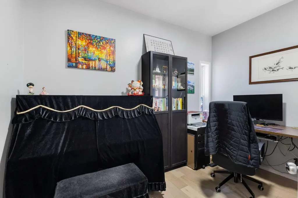 76 Rockywood Park NW Calgary AB T3G5S2