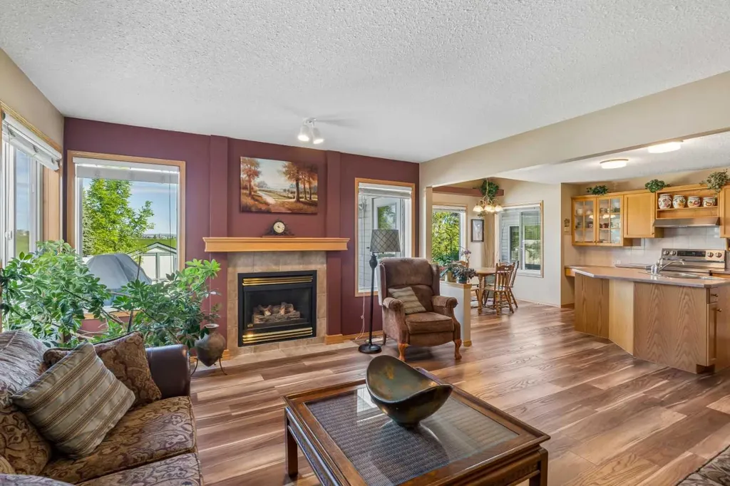 132 Hidden Ranch Crescent NW Calgary AB T3A 5W3