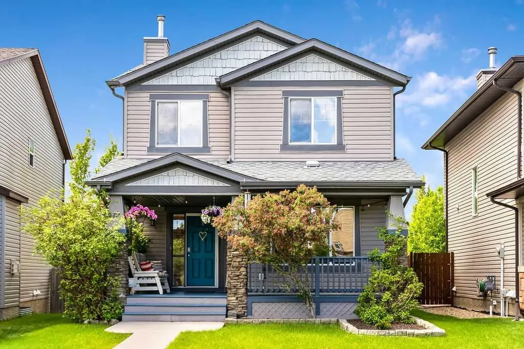 19 Drake Landing Way Okotoks AB T1S 0B9