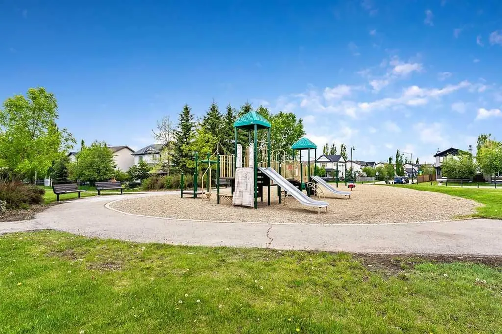 19 Drake Landing Way Okotoks AB T1S 0B9