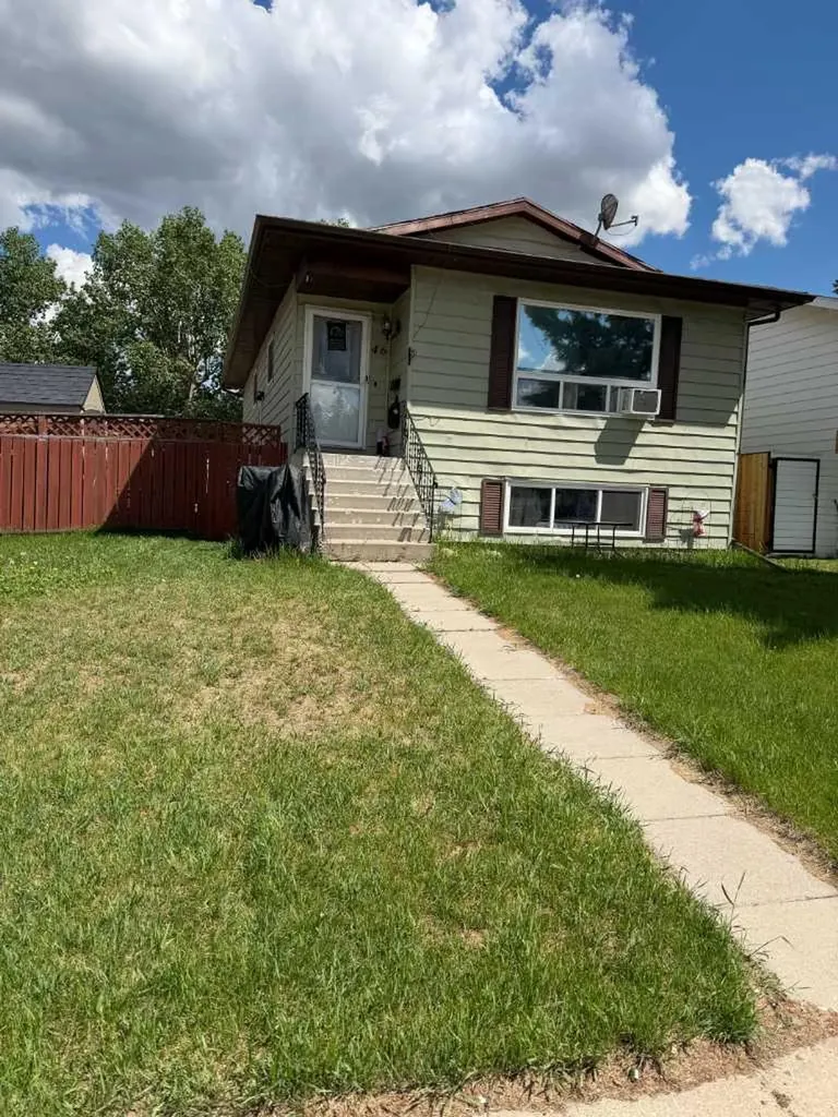 46 Greenham Drive Red Deer AB T4P2K3