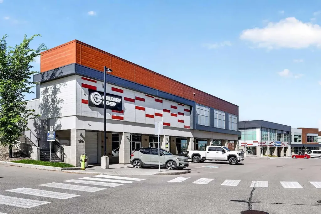 138 Sage Valley Common NW Calgary AB T3R 1X7
